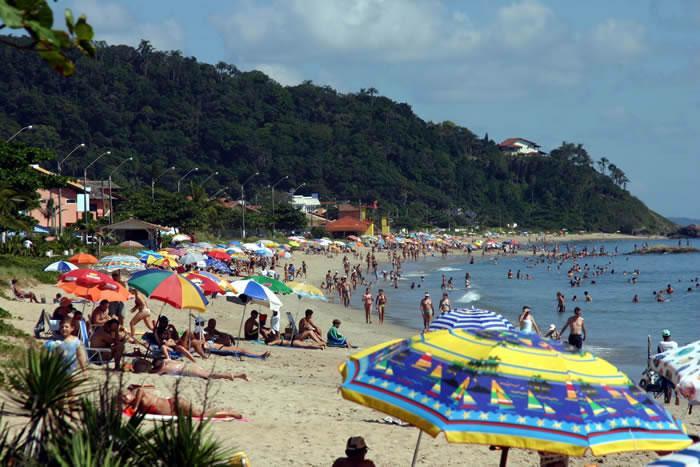 Apartamento Linda Vista Para O Mar Penha Parque Beto Carrero Eksteriør billede